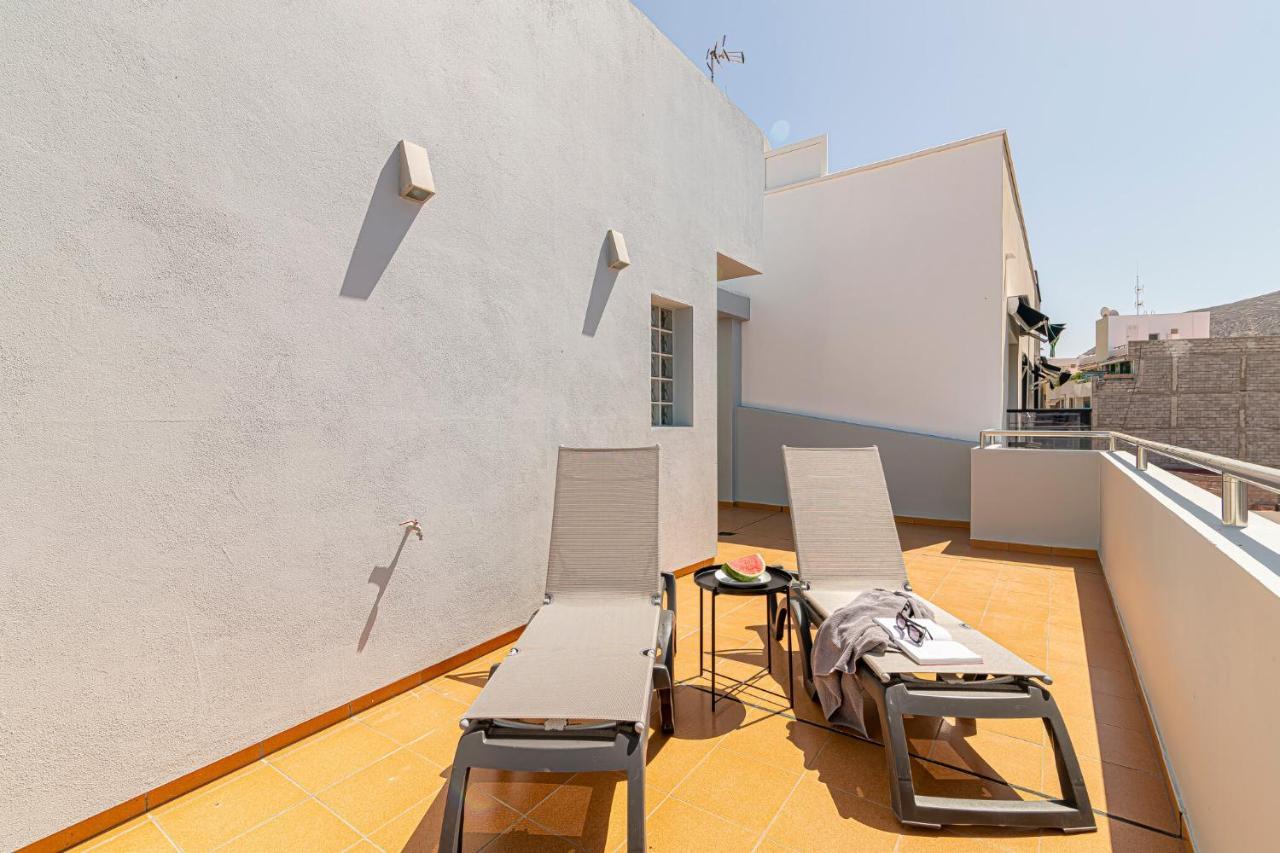 Luxury Holidays Suites, Playa De Los Cristianos Los Cristianos  Eksteriør billede