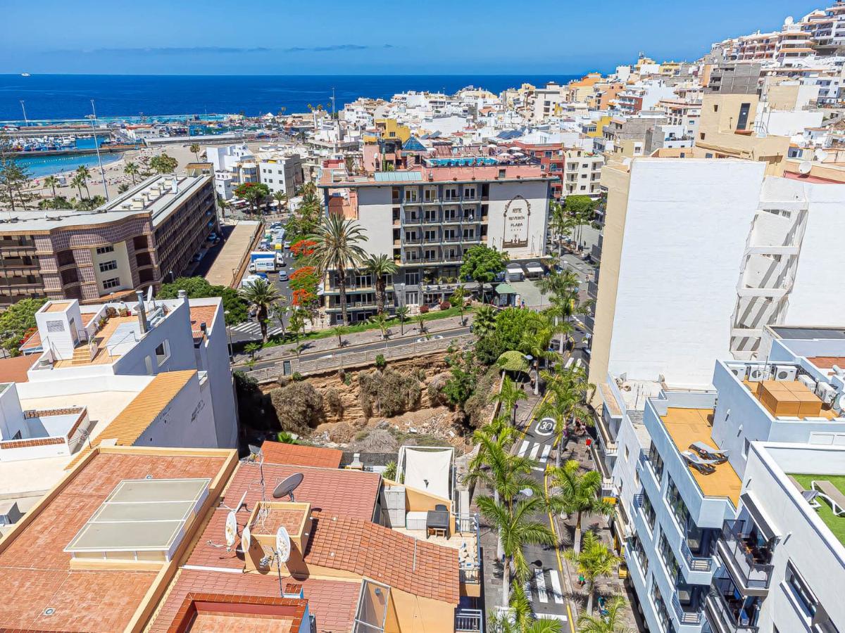 Luxury Holidays Suites, Playa De Los Cristianos Los Cristianos  Eksteriør billede
