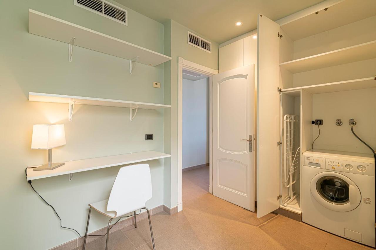 Luxury Holidays Suites, Playa De Los Cristianos Los Cristianos  Eksteriør billede