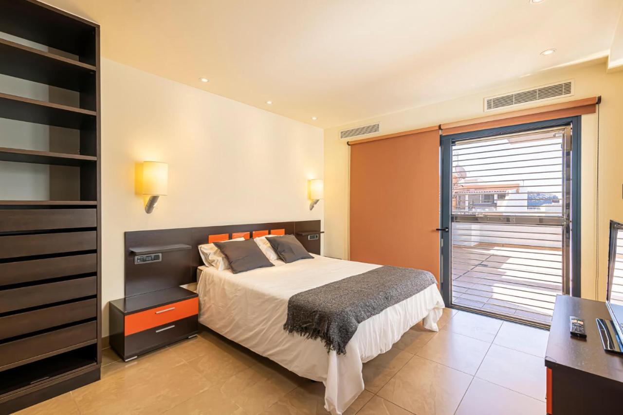 Luxury Holidays Suites, Playa De Los Cristianos Los Cristianos  Eksteriør billede