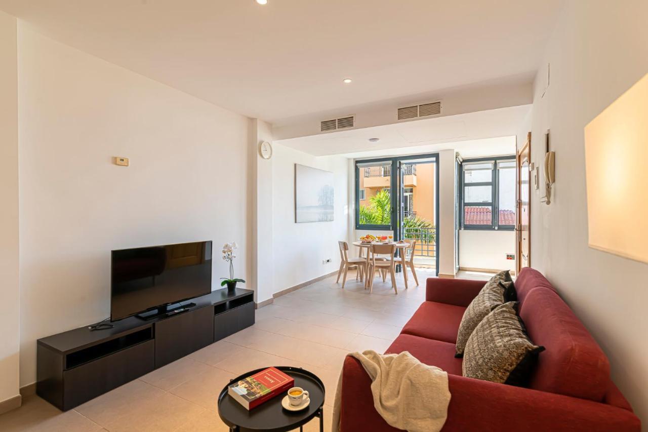Luxury Holidays Suites, Playa De Los Cristianos Los Cristianos  Eksteriør billede