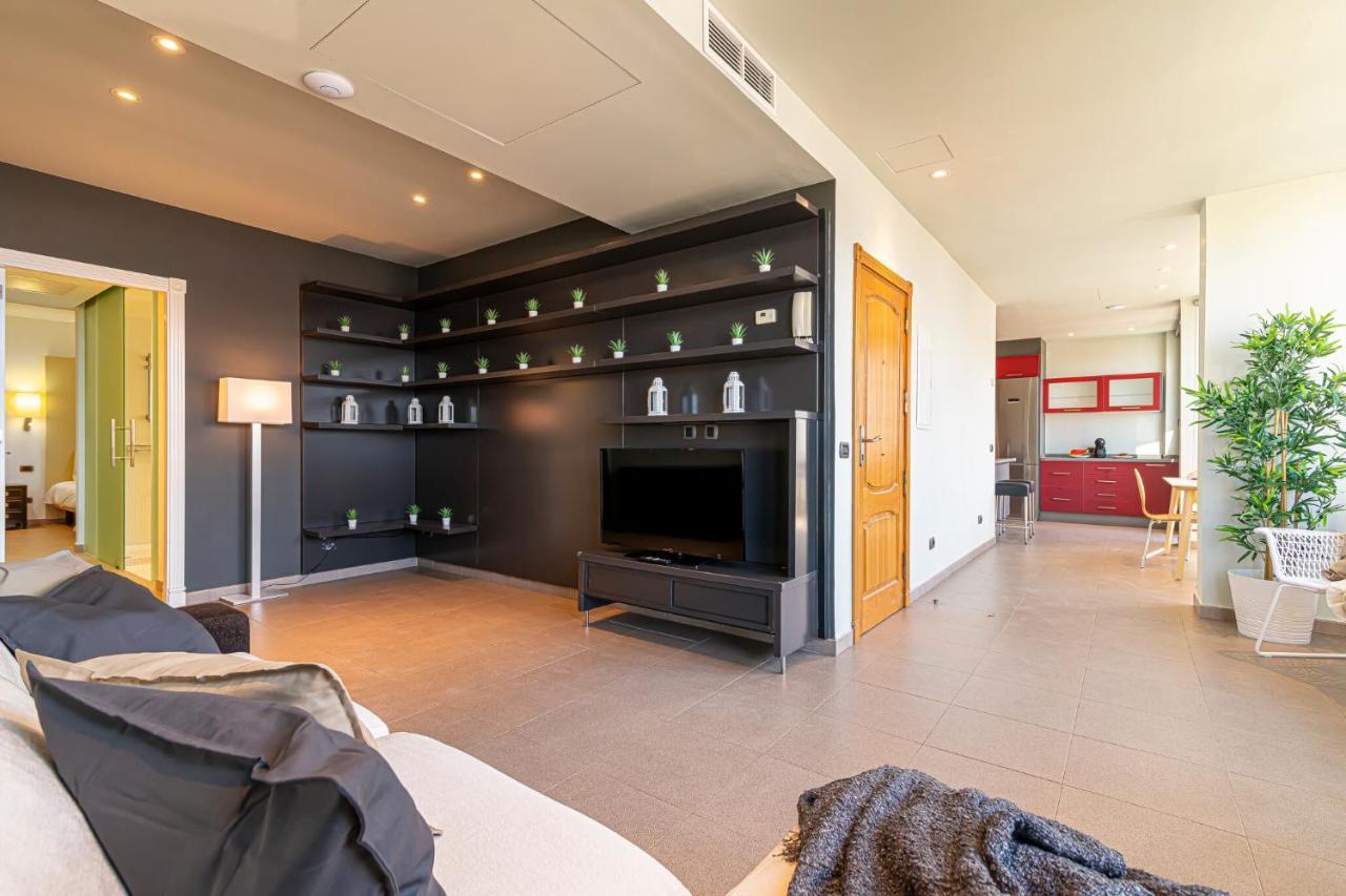 Luxury Holidays Suites, Playa De Los Cristianos Los Cristianos  Eksteriør billede